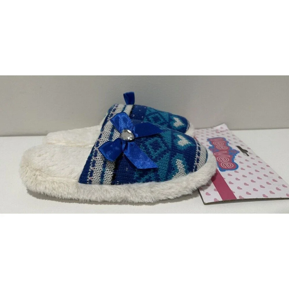 Vee Vee girl size small 10/11 slip on blue slipper geometric heart print and bow